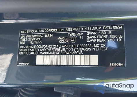 2025 Volvo V60 Cross Country Plus, B5 Awd Gas (Mild Hybrid) z USA, uszkodzony, nr VIN YV4L12WK9S2146884